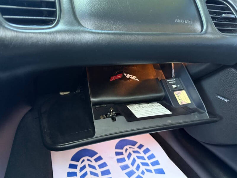 2004 Chevrolet Corvette