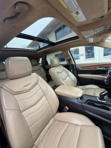 2017 Cadillac XT5 Platinum