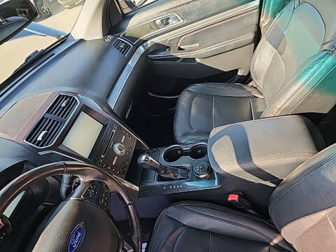 2016 Ford Explorer Sport