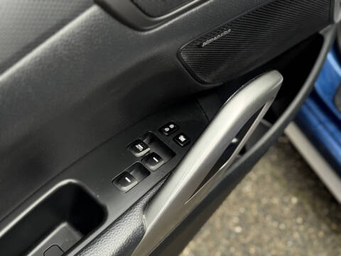 2017 Hyundai Veloster Turbo