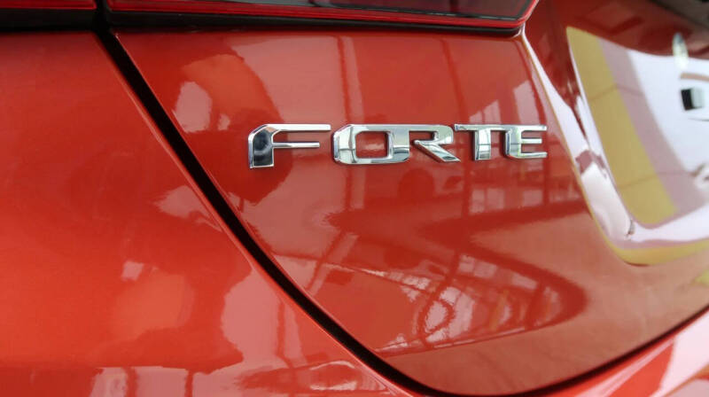 2021 Kia Forte GT Line