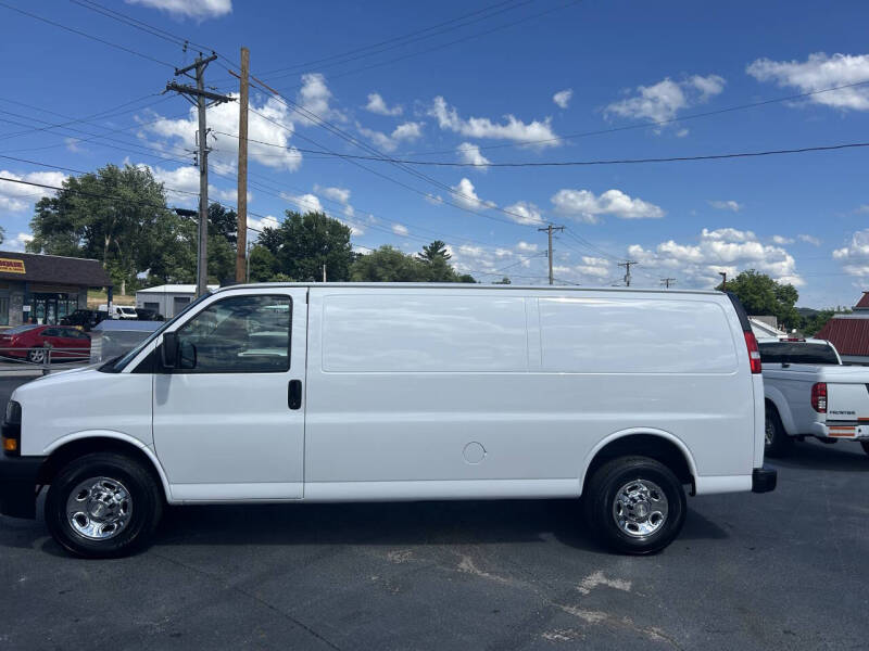 2021 Chevrolet Express 3500
