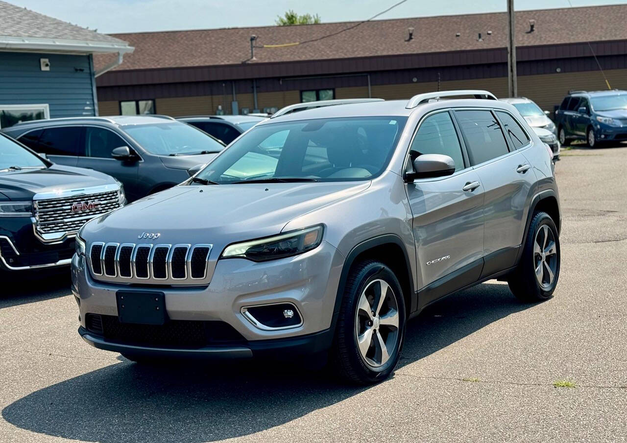 2019 Jeep Cherokee for sale at MINT MOTORS in Ramsey, MN