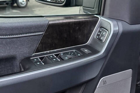 2023 Ford F-450 Super Duty Lariat