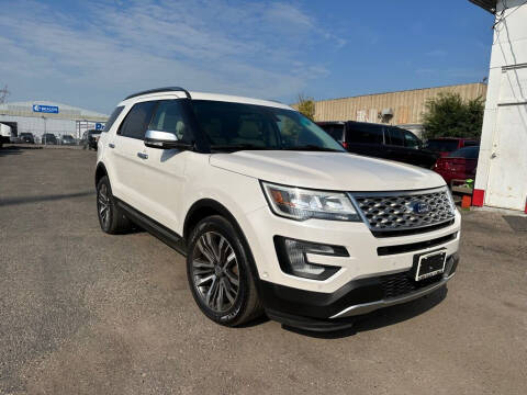 2017 Ford Explorer Platinum