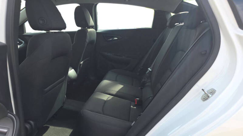 2022 Chevrolet Malibu LS