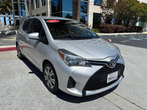 2017 Toyota Yaris 5-Door LE