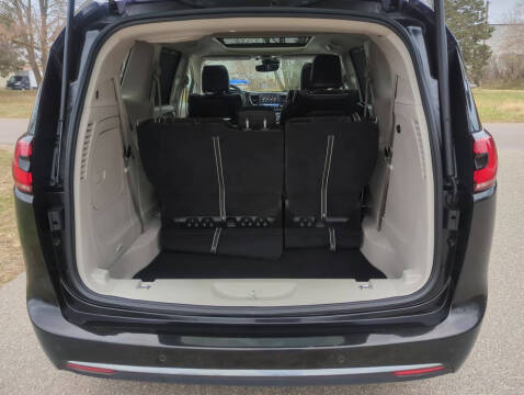 2023 Chrysler Pacifica Plug-In Hybrid Limited