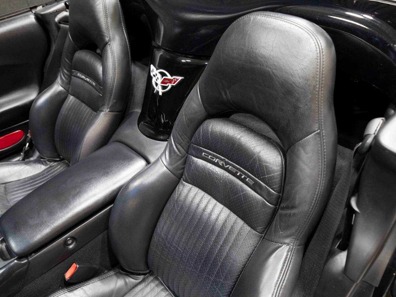 2003 Chevrolet Corvette 37