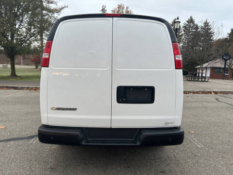2019 Chevrolet Express 3500