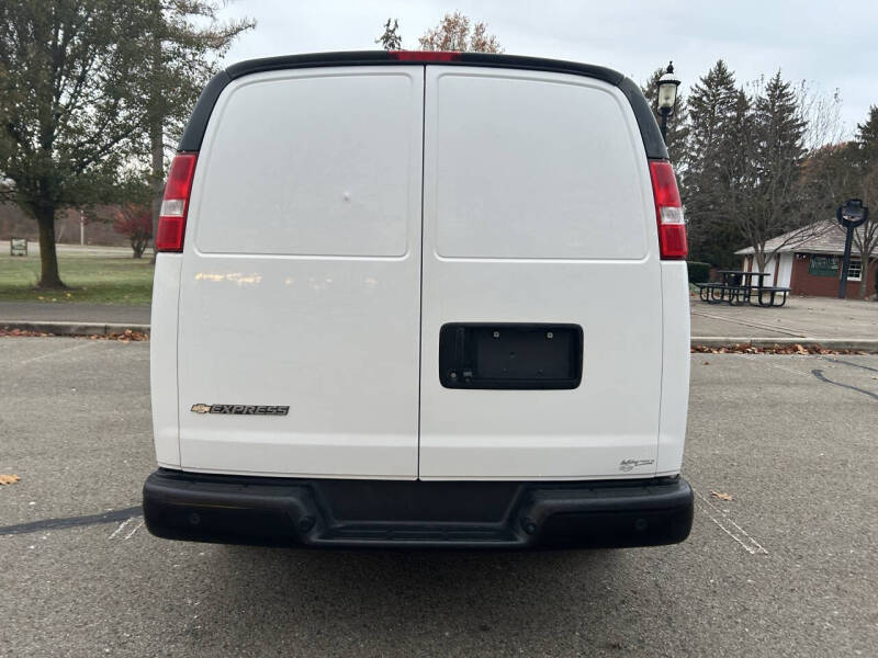 2019 Chevrolet Express 3500