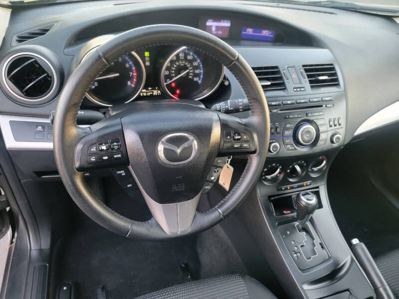 2012 Mazda MAZDA3 i Touring