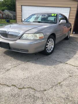2007 Lincoln Town Car for sale at Auto Town in Tulsa OK