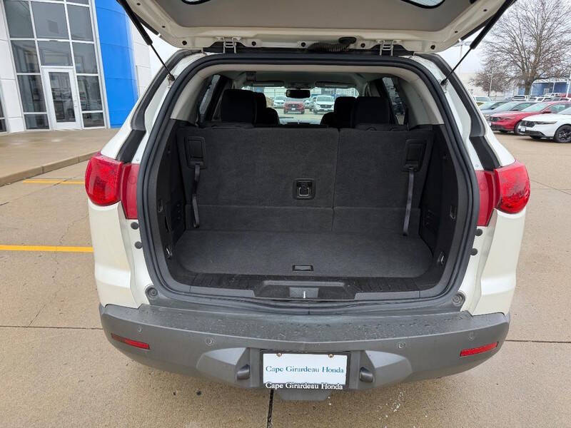 2011 Chevrolet Traverse LT