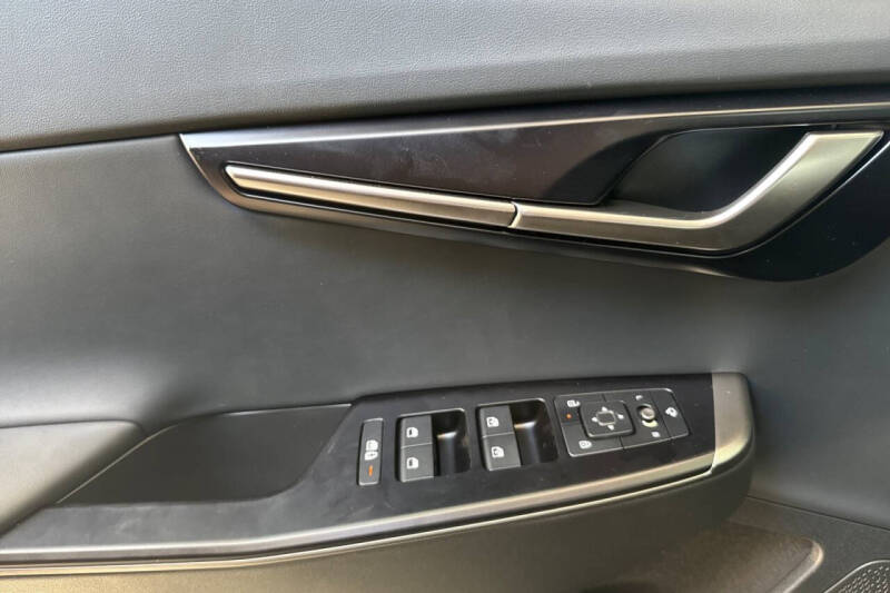 2025 Kia EV6 Light Long Range