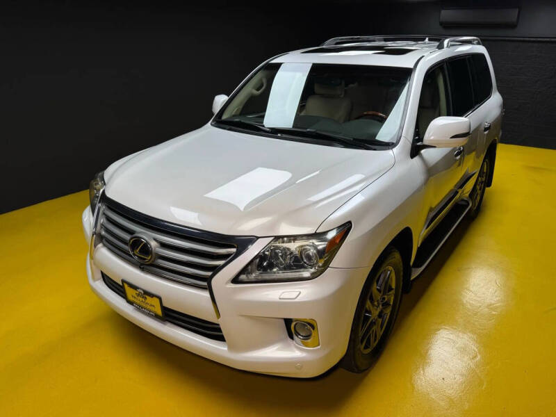 2013 Lexus LX 570