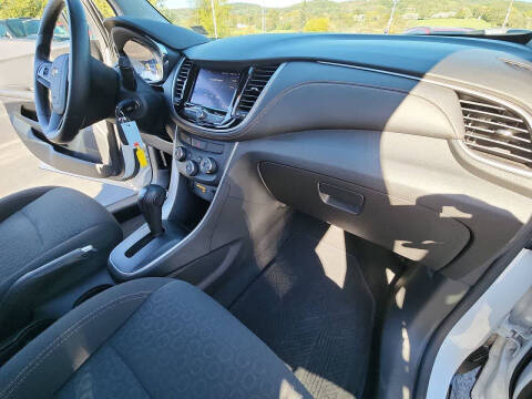 2022 Chevrolet Trax LS