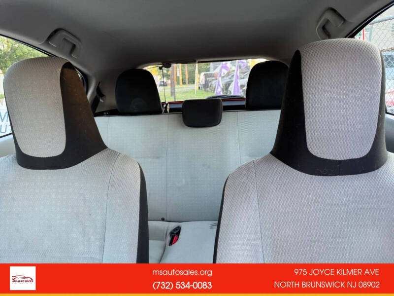 2014 Toyota Prius c