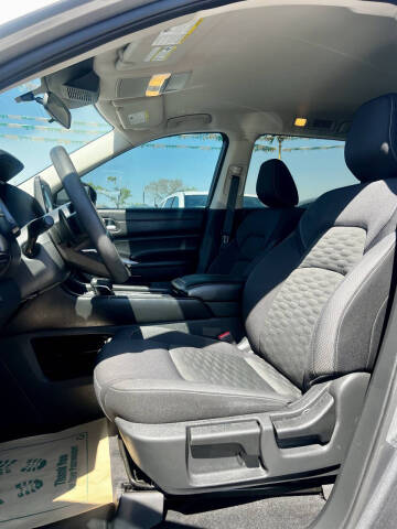 2022 Nissan Pathfinder S