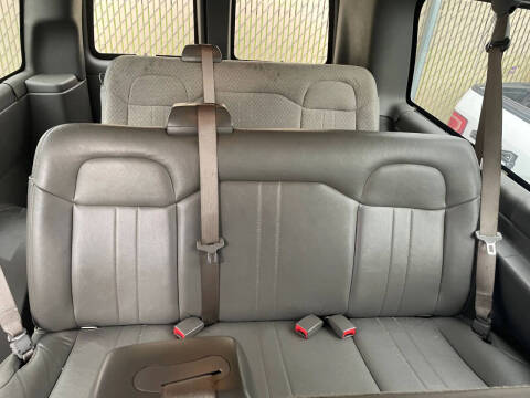 2017 Chevrolet Express LS 2500