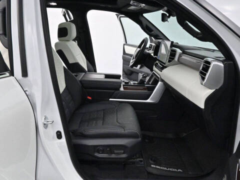 2025 Toyota Sequoia Capstone