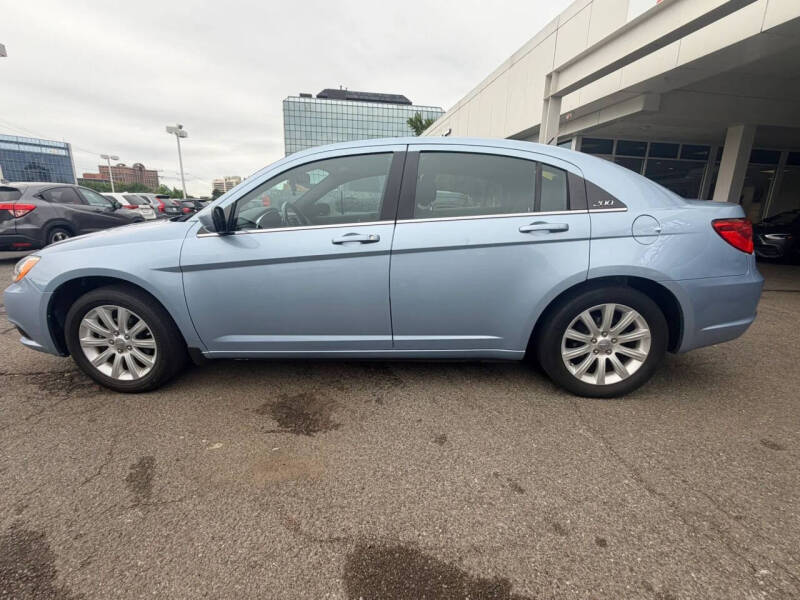 2012 Chrysler 200 Touring