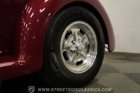1937 Ford Cabriolet