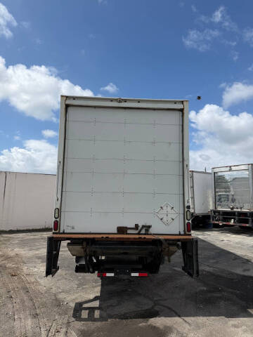 2019 Hino 268