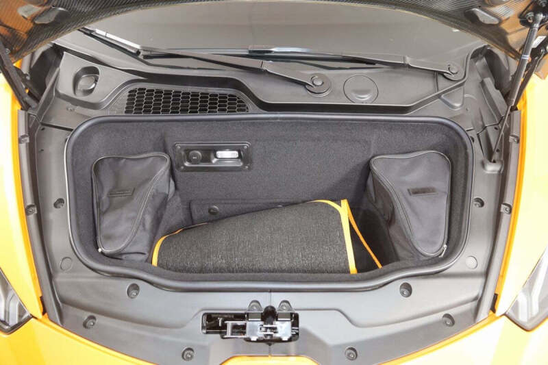 2023 Lamborghini Huracan Tecnica