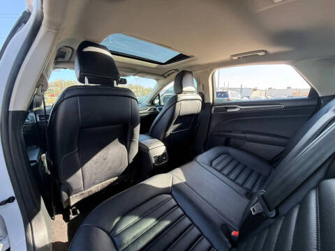 2020 Ford Fusion SEL