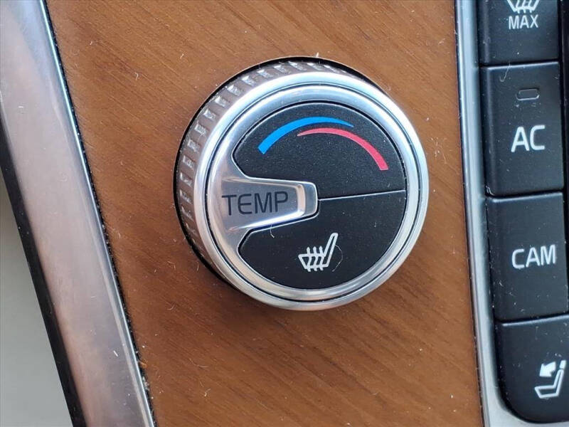 2015 Volvo XC60 T5 Drive-E Platinum