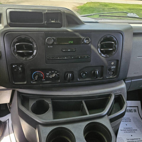 2013 Ford E-Series E-250