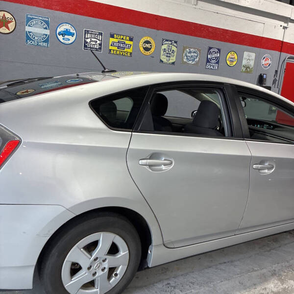 2011 Toyota Prius Three