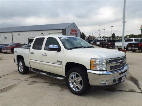 2013 Chevrolet Silverado 1500 for sale at SIMOTES MOTORS in Minooka IL
