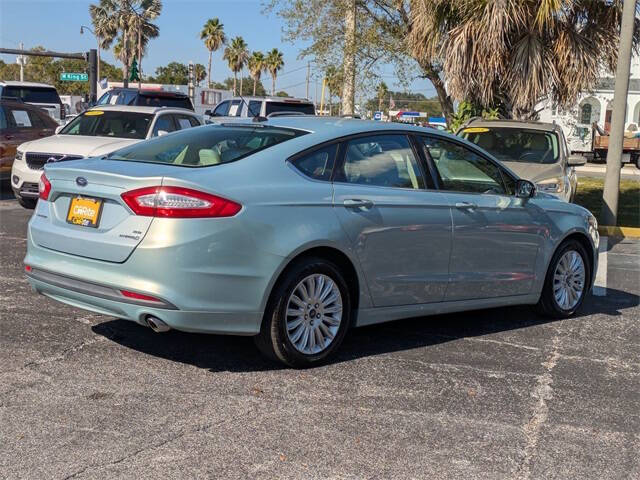 2014 Ford Fusion Hybrid SE