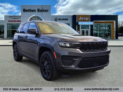 2024 Jeep Grand Cherokee for sale at Betten Baker Chrysler Dodge Jeep Ram in Lowell MI