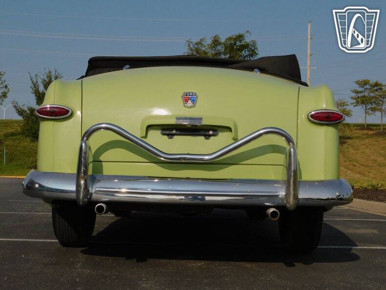 1950 Ford Deluxe