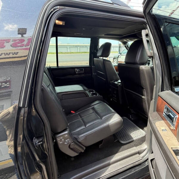 2013 Lincoln Navigator L