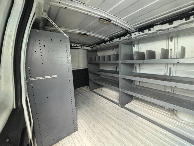 2018 Chevrolet Express 2500