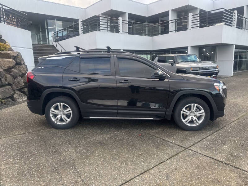 2022 GMC Terrain SLE