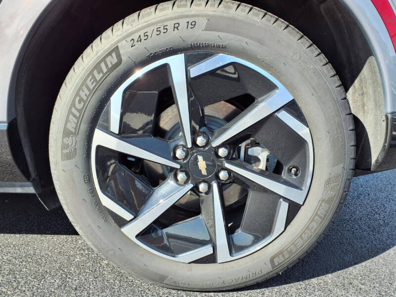 2025 Chevrolet Equinox EV LT