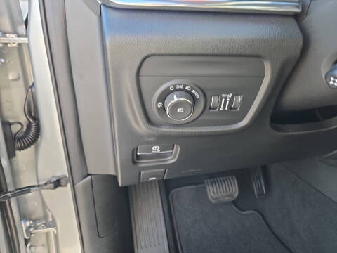 2025 Jeep Grand Cherokee Overland