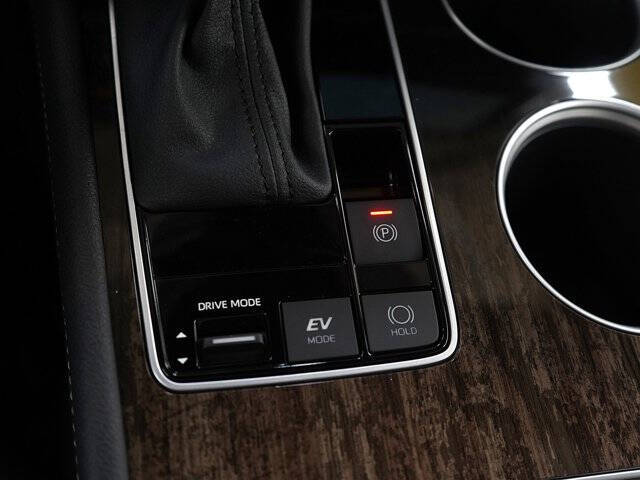 2025 Toyota Sienna Limited 7-Passenger