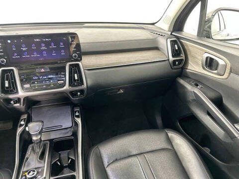 2023 Kia Sorento X-Line S