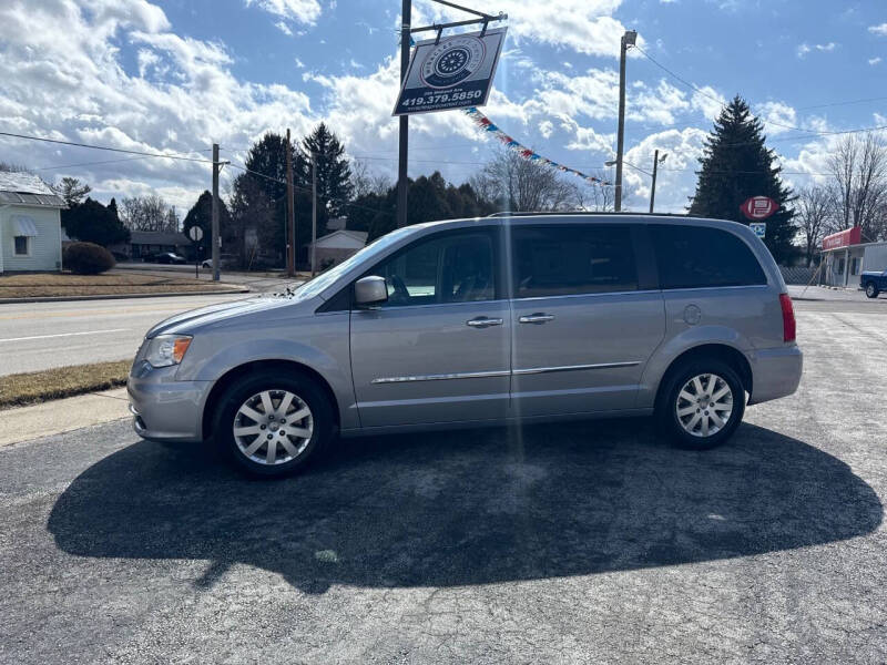 2014 Chrysler Town and Country Touring