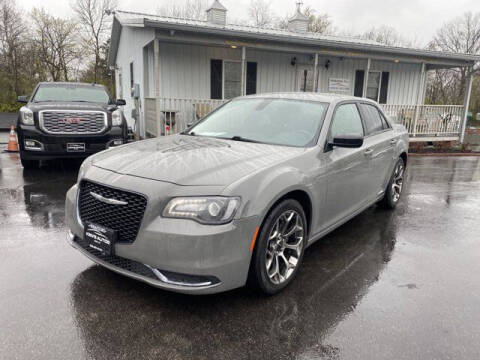 2018 Chrysler 300 for sale at KEN'S AUTOS, LLC in Paris KY