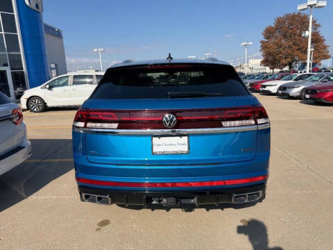 2024 Volkswagen Atlas Cross Sport SEL R-Line 4Motion