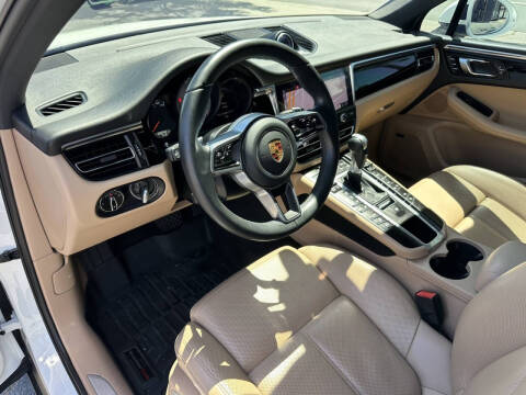 2021 Porsche Macan S