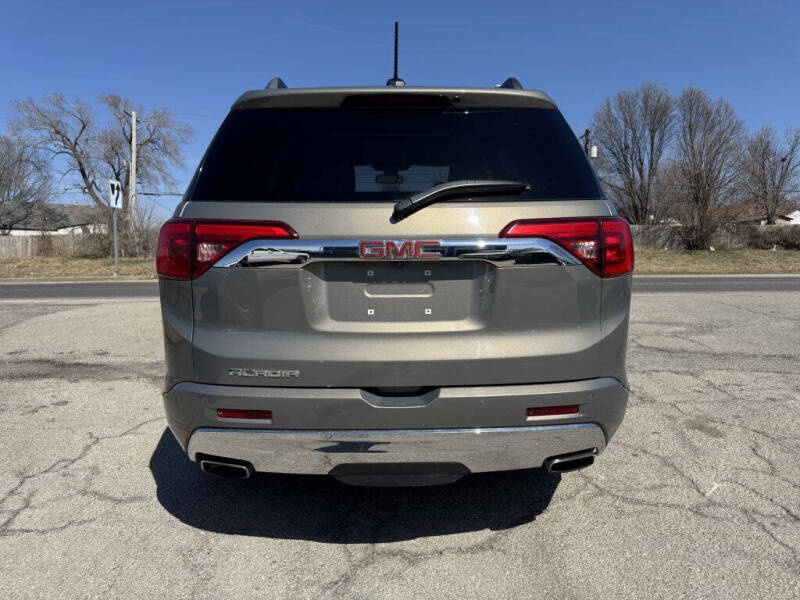 2019 GMC Acadia Denali