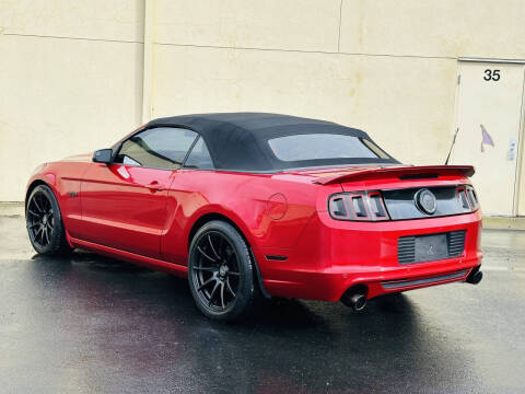2013 Ford Mustang GT Premium